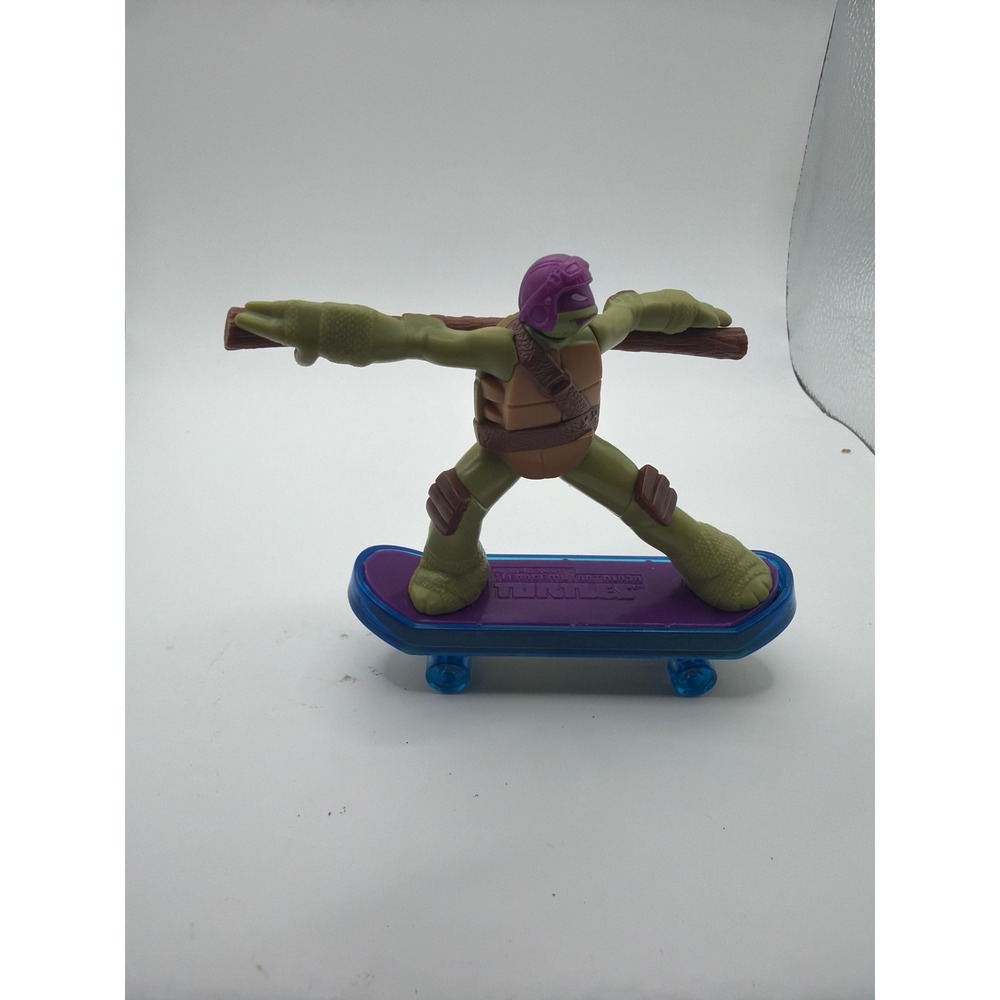 TMNT Donatello Skateboard Figure 2013 McDonalds Happy Meal Toy Nickelodeon